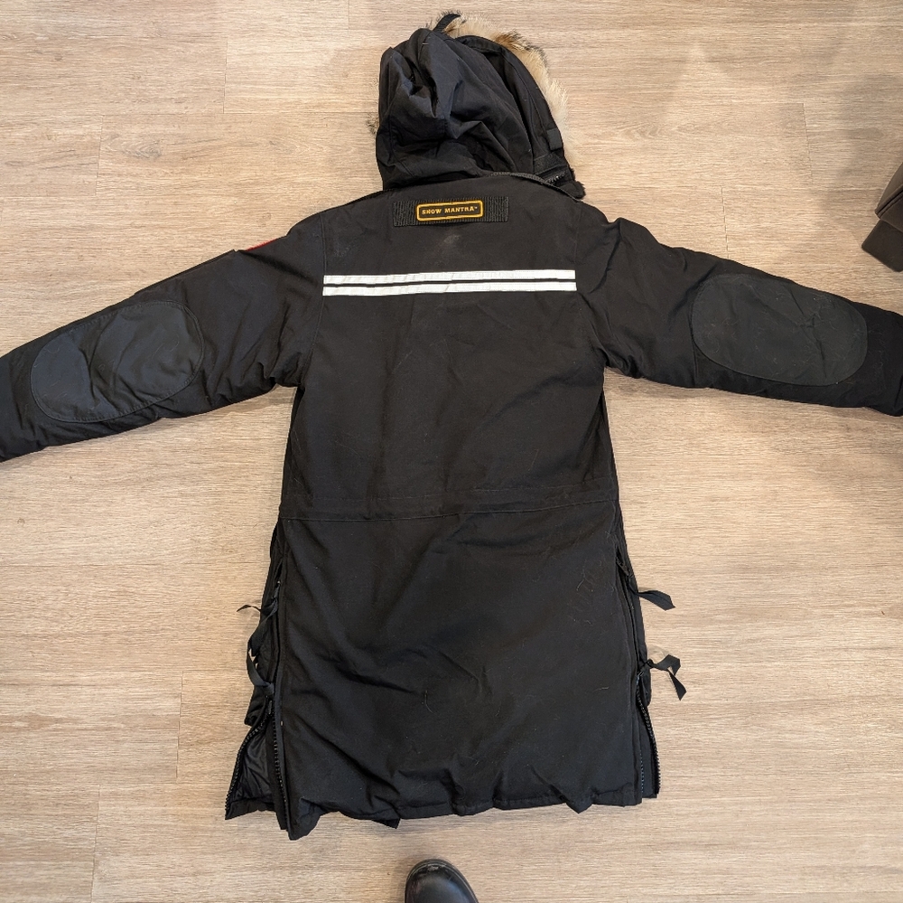 Women's Canada Goose Down Parka XS - Picture 15 of 17